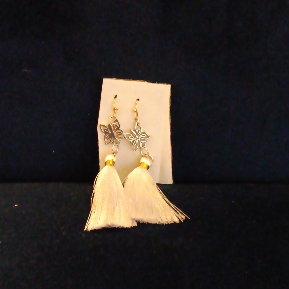 Butterfly long earing